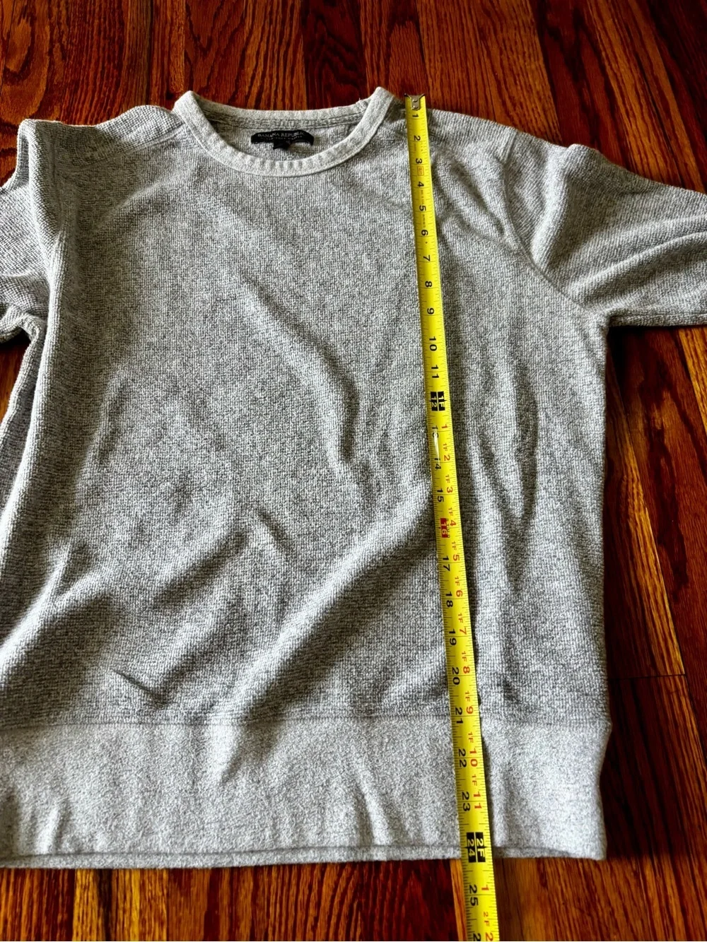 Banana Republic Light Heather Gray Crew Sweatshirt